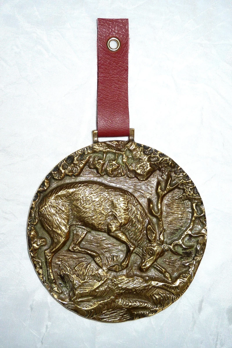 Bronzeplatte mit Hirschmotiv - Hirschplakette - Hirsch - Bronzerelief