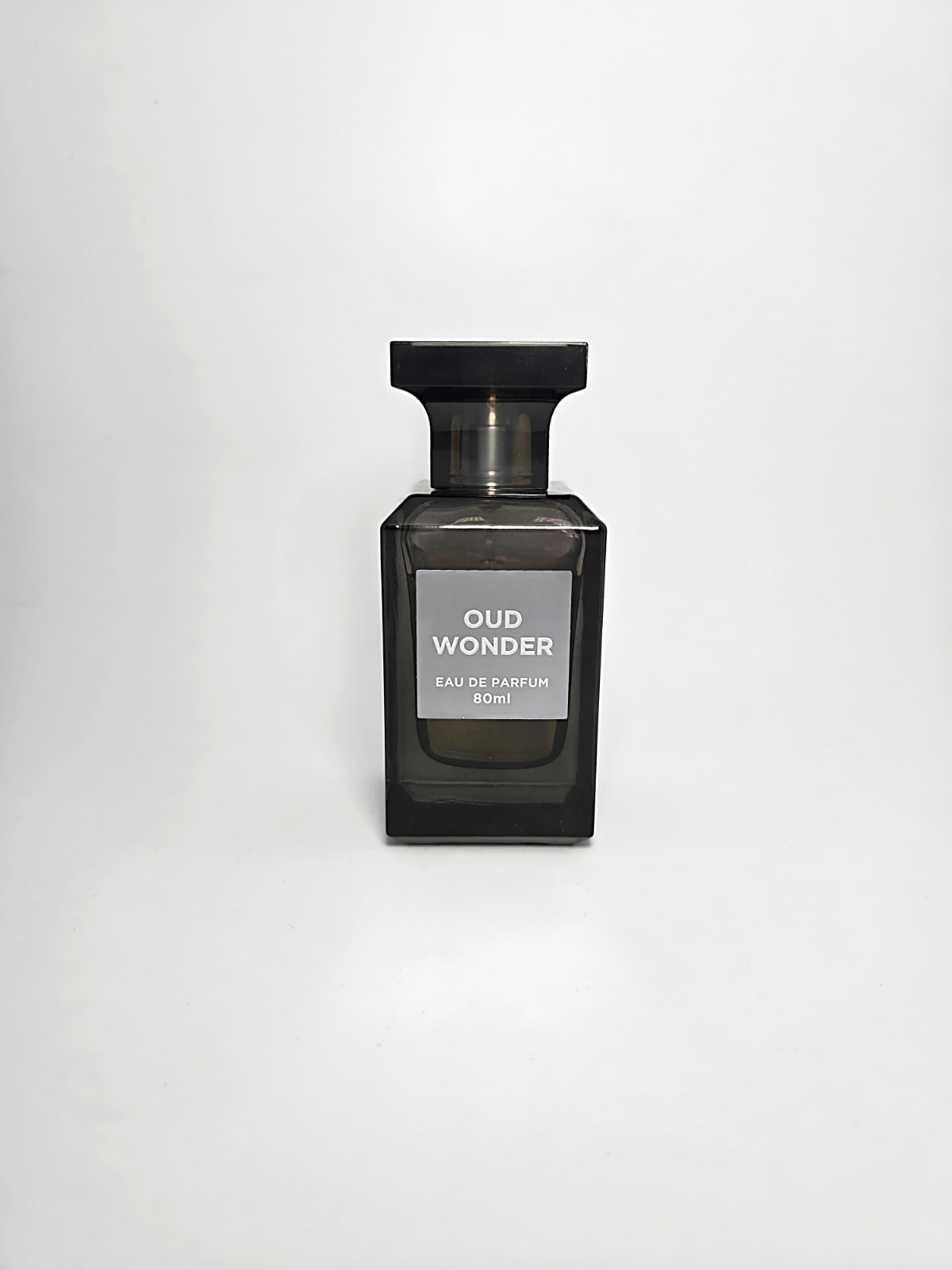 Oud Wonder Vanille Tonka Parfum Longue Tenue Sillage Intense
