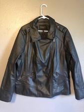 Celebrity Pink Women’s 1x Black Jacket
