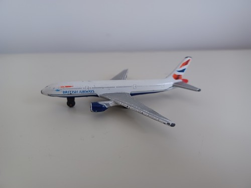 British Airways Boeing 777-200 Die Cast Aeroplane Mattel 2005 Matchbox - Picture 7 of 24