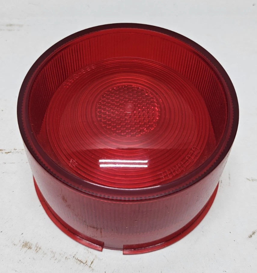 Lente de luz trasera de pasajero Dodge Glo-Brite TMC-539 1958 de colección Foto 3 de 4