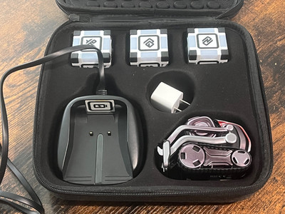 Anki Cozmo Collector's Edition Educational Robot Liquid Metal NEEDS NEW BATTERY