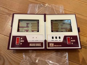 Vintage Nintendo Game Watch Mario Bros Multi Screen Mw-56