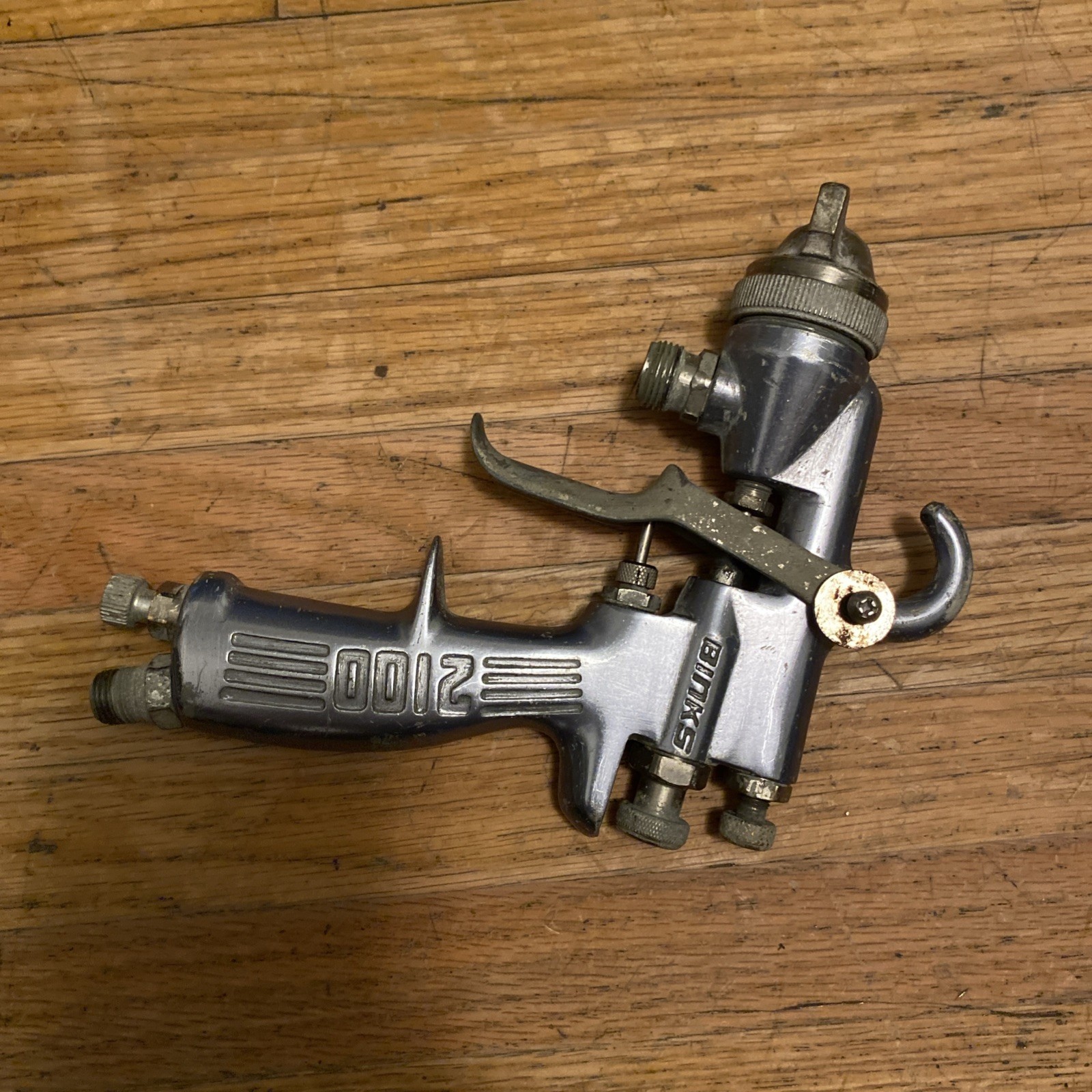 Binks Model 2100 Conventional Spray Gun