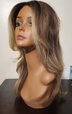 Bobbi Boss Layered Brown Blond Wavy Synthetic Wig Classic Cap 21-30in Lace-Part
