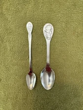 Tommee Tippee Disney Winnie the Pooh Bear Lot Of 2 Spoons Child  Korea Vintage