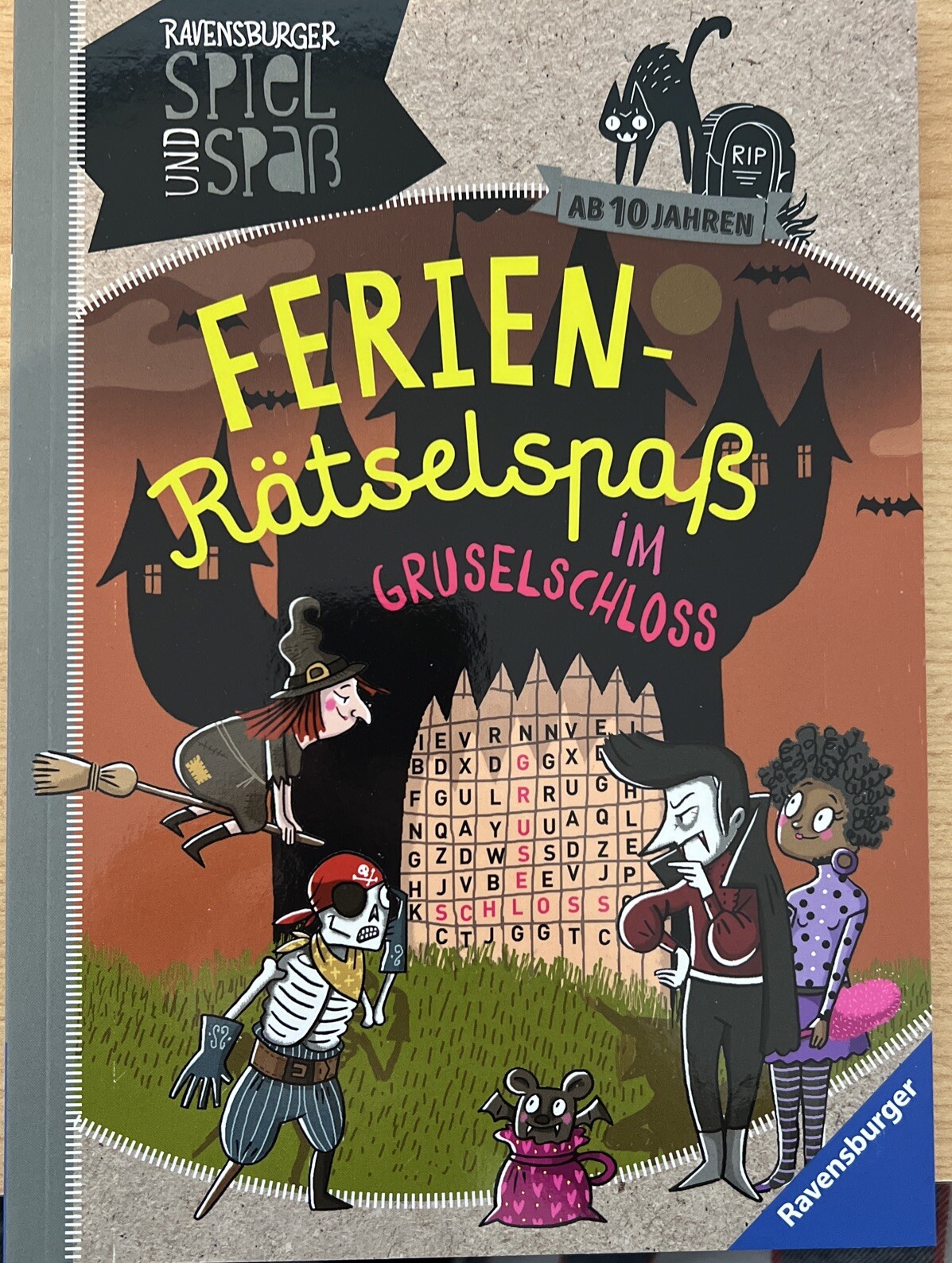 Thumbnail - Ferien-rätselspaß Gruselschloss Von Martine Richter (2019,