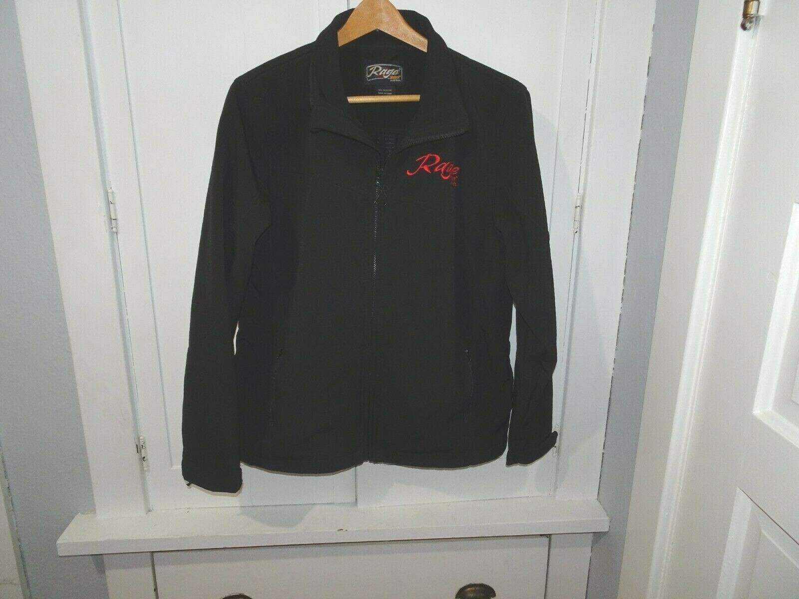 Picture 2 of 9