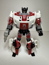 Transformers Generations Universe 2010 Classics Deluxe Class Red Alert Complete