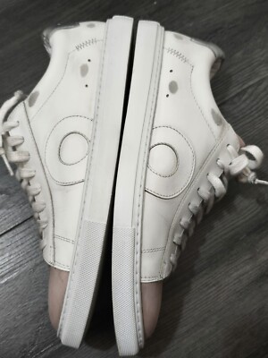 Oliver Cabell Low 1 Venice Women s 37 US 7.5  Sneakers  White Distressed Leather