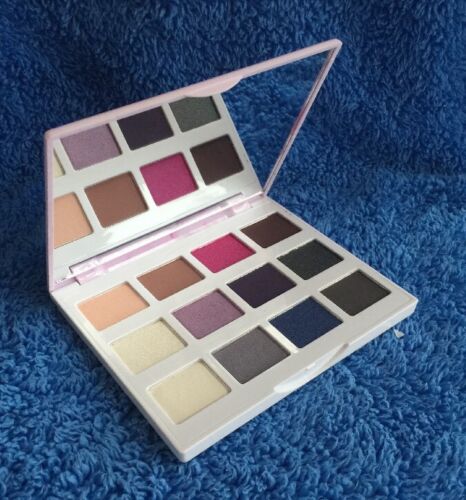 BH Cosmetics Marble Collection Cool Stone Eyeshadow Palette - MELB SELLER - Picture 1 of 5