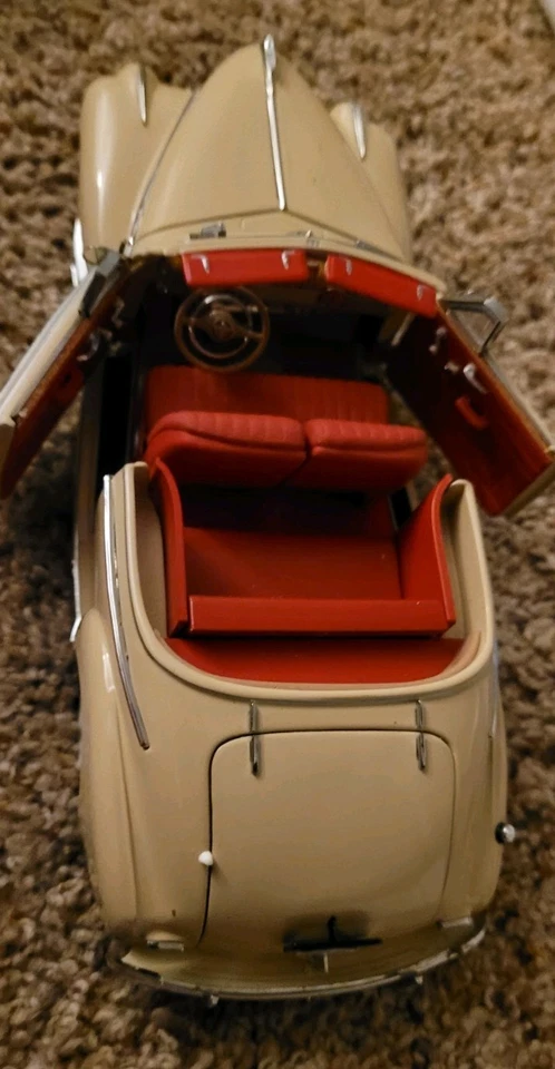 Chevrolet Special DeLuxe Chevy convertible crema Danbury 1941 41 1:24 como nuevo Foto 2 de 4