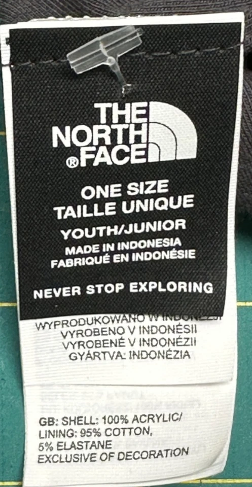 The North Face Logo Cuffed Beanie Youth/Junior Winter Snow Ski - Image 2 of 2