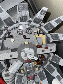 LEGO Star Wars Millennium Falcon 7965 100% Complete