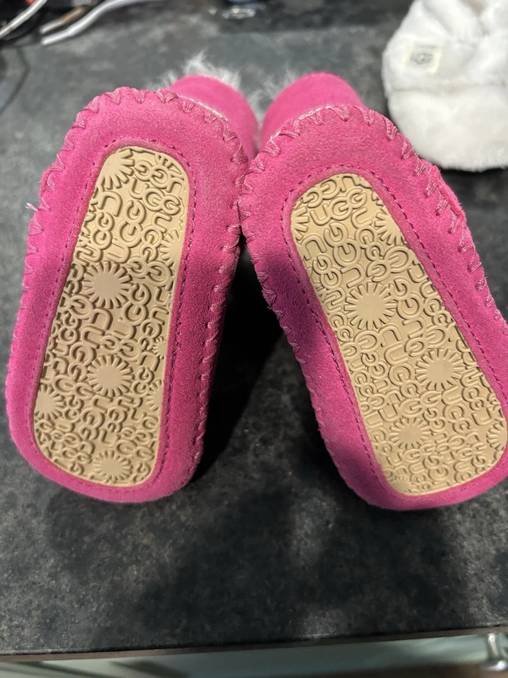 BOTAS UGG CADEN NIÑO PEQUEÑO 2/3 FORRADAS DE PIEL ROSA FUCSIA (6-12 Meses) BIN C Foto 4 de 4