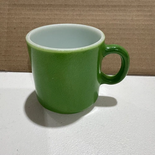 Vintage 1970s Green Milk Glass Coffee Tea Mug Cup Mold #48 Unmarked