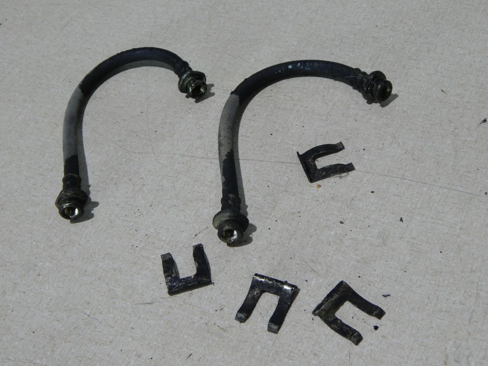 84 85 86 87 88 Mangueras de freno internas traseras Nissan 200SX con clips izquierda y derecha Foto 2 de 2