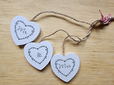 Set Of 3 Hanging Hearts Mr & Mrs Rustic Farmhouse Wedding Home Gift