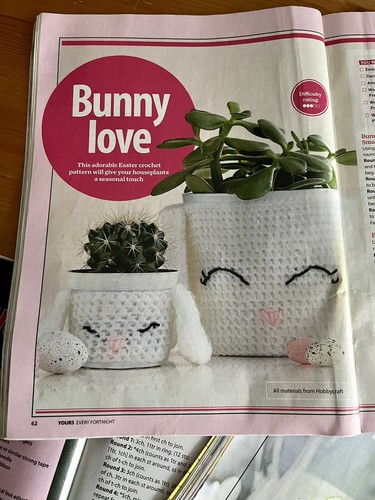 Yours Magazines With Knitting, Sewing Patterns 5,19 March,2 April,28May 2024 - Picture 2 of 7