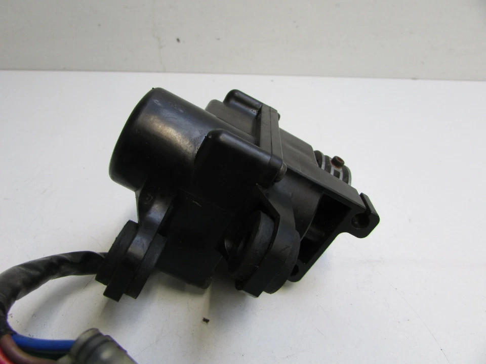 Servomotor de escape Honda CBR1000 RR, RR6, RR7, 2006, 2007 J26 Foto 4 de 4