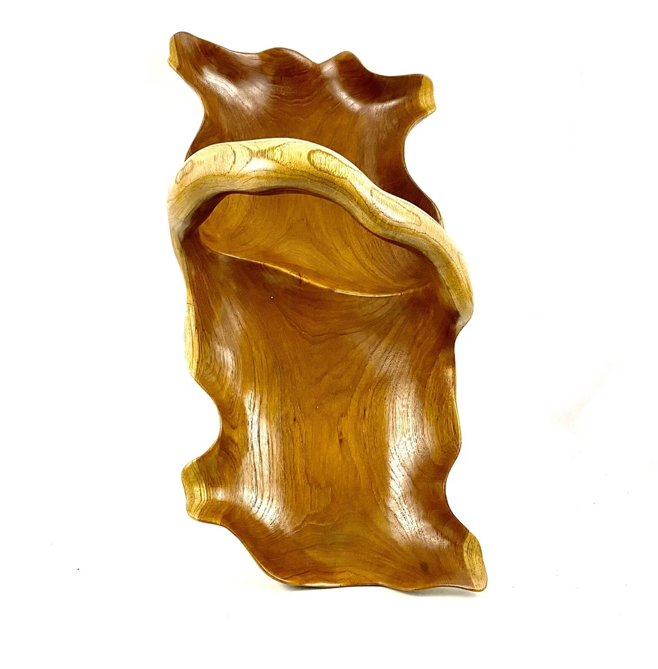 Cesta de madera de teca exótica diseño con motivo de fruta (25"L by10 1/2”w). Hecho a mano. Foto 4 de 4