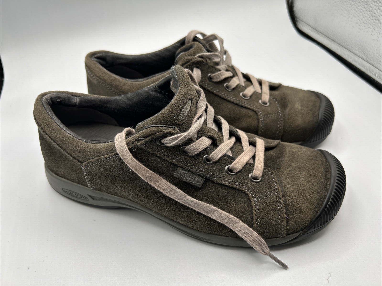 Scarpe stringate Keen Reisen da donna in camoscio grigio misura 8 5 1011443 Walk Trail