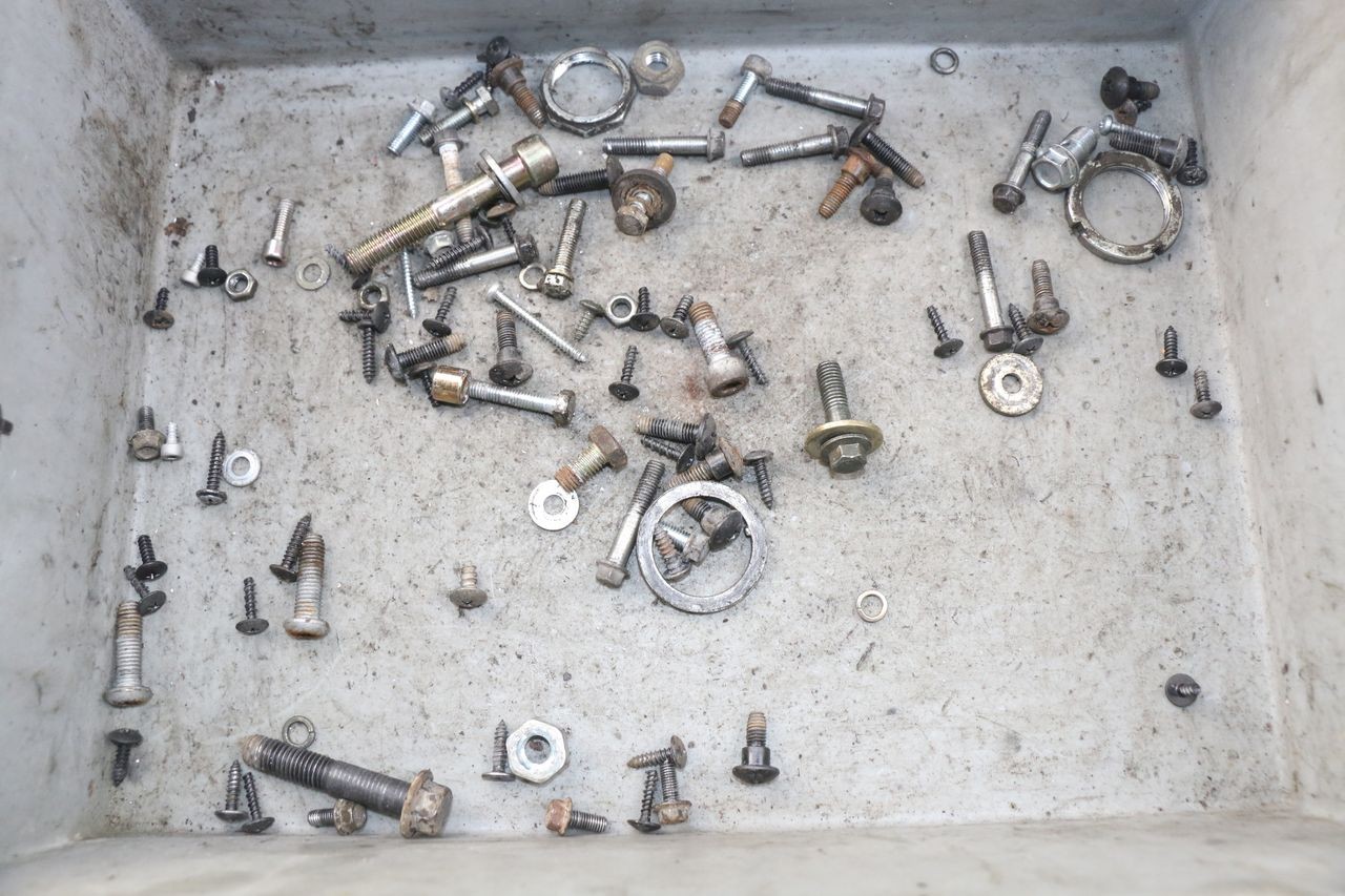 BOLSA DE TORNILLERÍA TORNILLO - APRILIA SR 2T 50 (2012 - 2017)