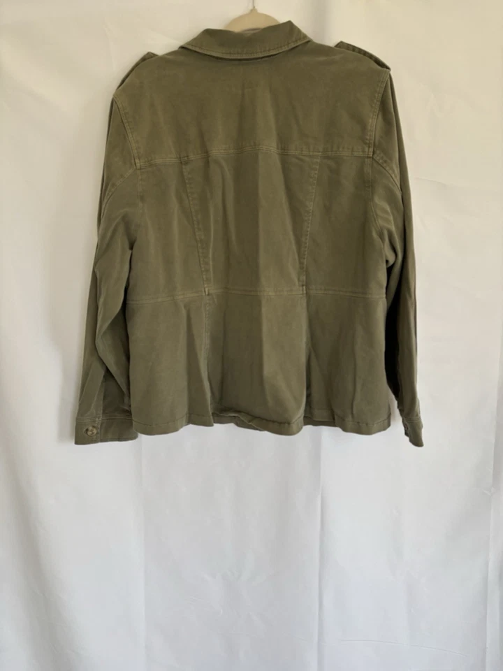 Torrid размер 4 зеленый/хаки саржи пеплум общего назначения куртка грузовое пальто - Изображение 4 из 4