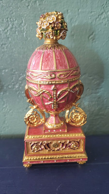 VTG Ornate Metal Enameled Pink/Gold Egg Trinket Box  Collectible Tascani Style