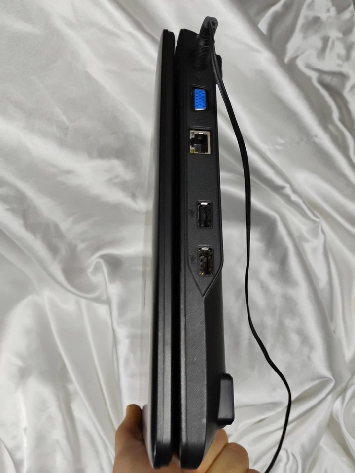 Emachines D620 Laptop Notebook 14.1" 1GB 128GB SSD Windows 7 Office AMD Athlon - Image 4 of 4