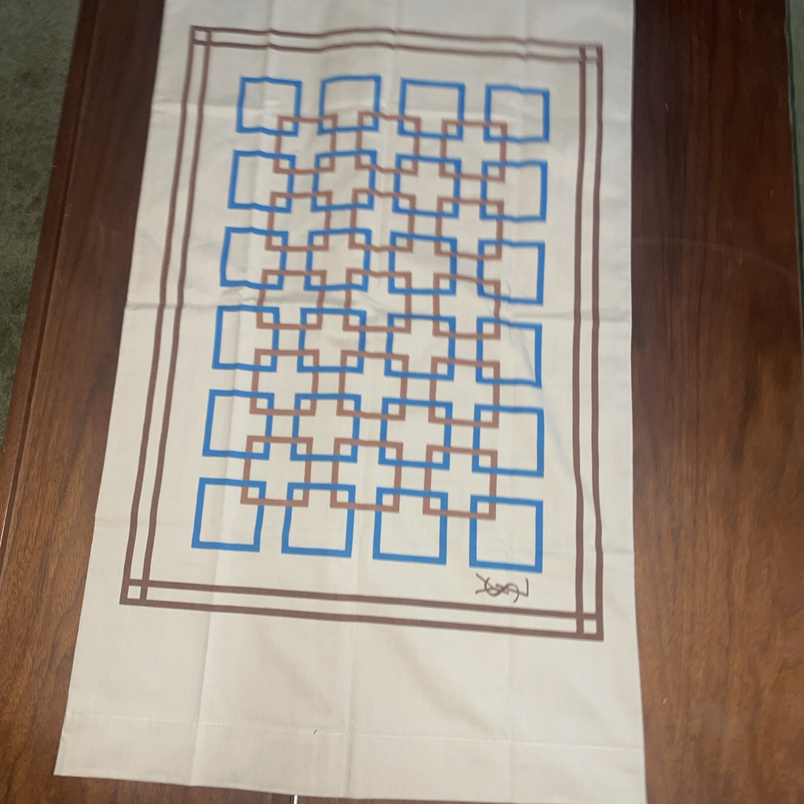 Picture 1 of 8