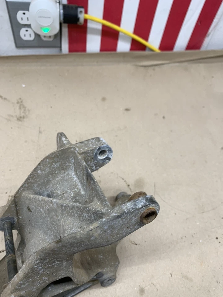 1987-1997 Ford F250 F350 7,5 л 460 кронштейн насоса смога генератора e7ta-10239-af оригинальный - Изображение 4 из 4