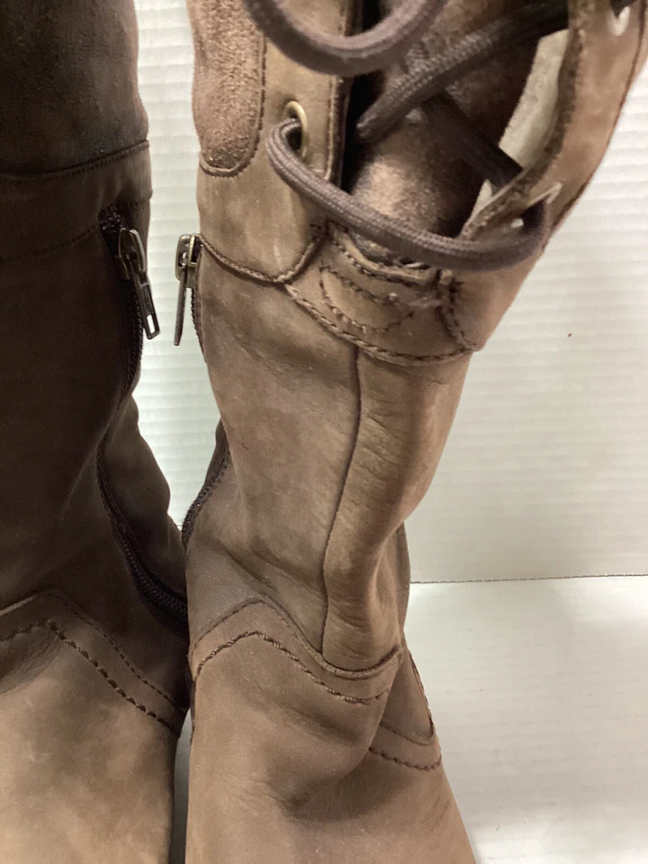 UGG Elsa 女式 9 码防水棕色皮革系带夏尔巴内衬 (1008438) — 第 4/4 张图片