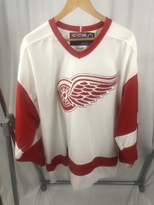 vintage red wings jersey