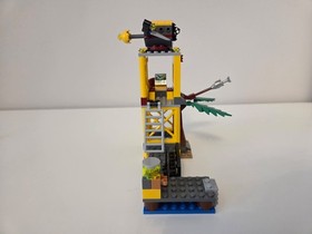 LEGO Dino (5883) Tower Takedown 100% Complete with instructions