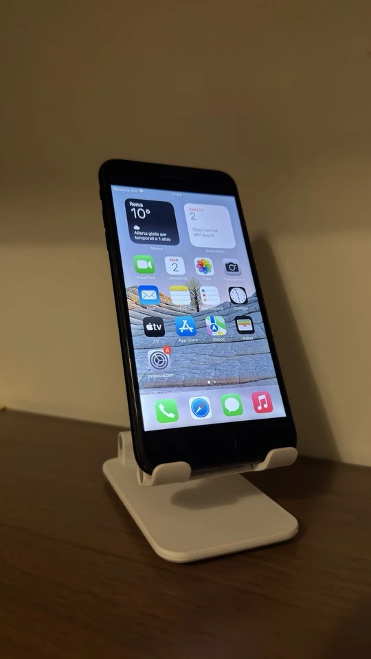 Apple iPhone 7 Plus - 256GB - Nero (Sbloccato) - Immagine 3 di 4