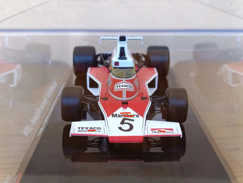McLaren M23 - 1974 Emerson Fittipaldi Modellino Die-cast 1/24 Altaya Formula 1 - Immagine 3 di 4