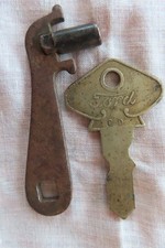 Antique Ford Automobile Model T Key No. 51 Original 1919-1927 Coil Box Round Pin Antique Ford Automobile Model T Key No. 51 Original 1919-1927 Coil Box Round Pin