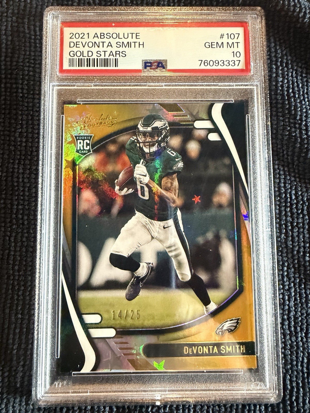 DeVonta Smith Panini Absolute #107 Gold Stars