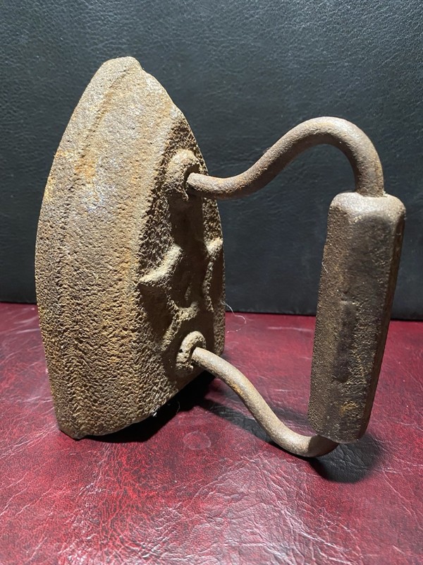 Antique Sad Iron Geneva  llinois Cast Iron