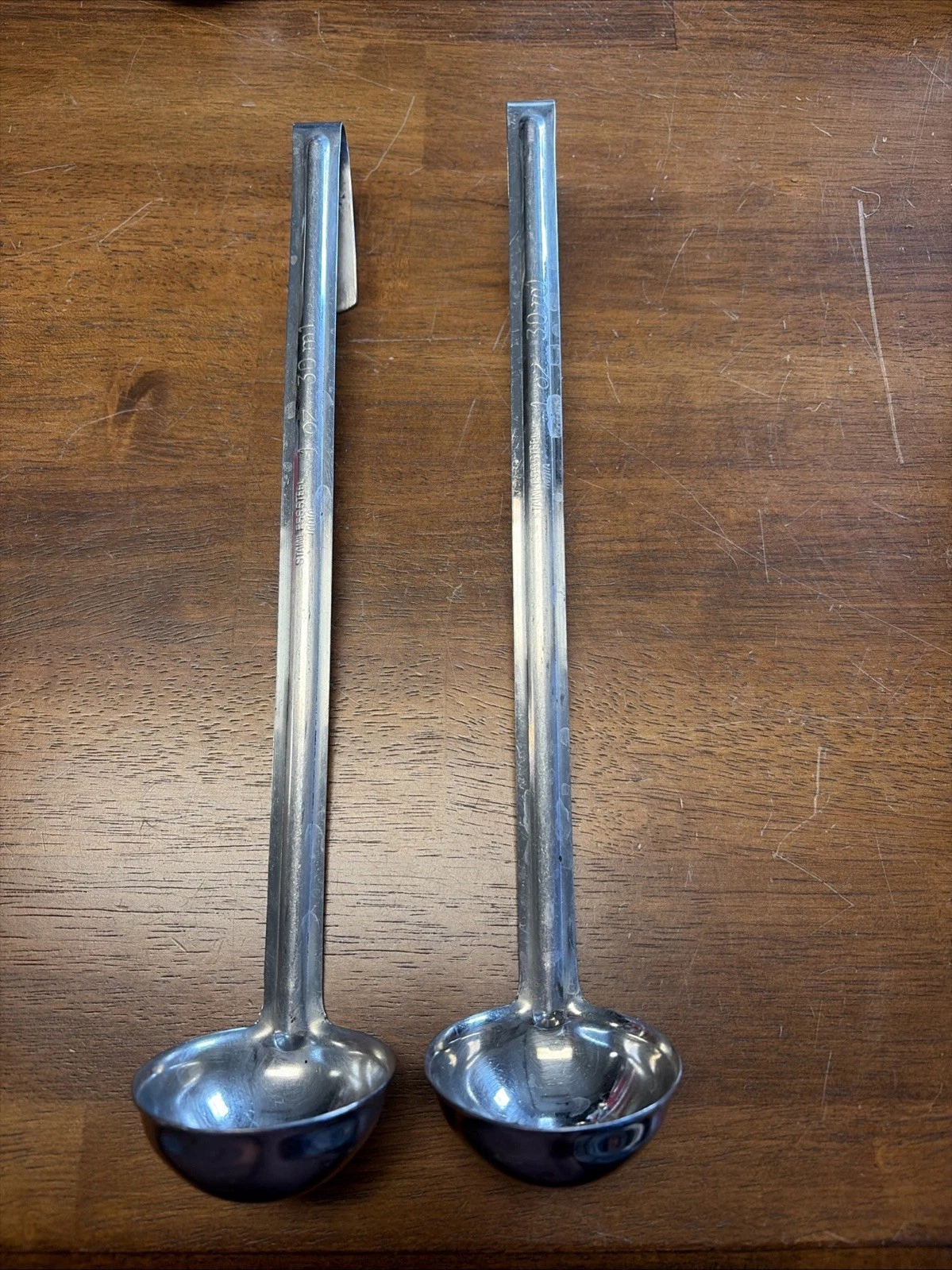 Vintage 2 Stainless Steel Ladles 1oz 30ml Soup Sauce Restaurant Hanging 11.5”
Opens in a new window