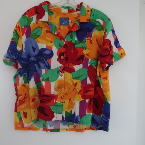 JAMS WORLD LADIES BLOUSE Size XL Beautiful Art on fabric Beautiful Colors
