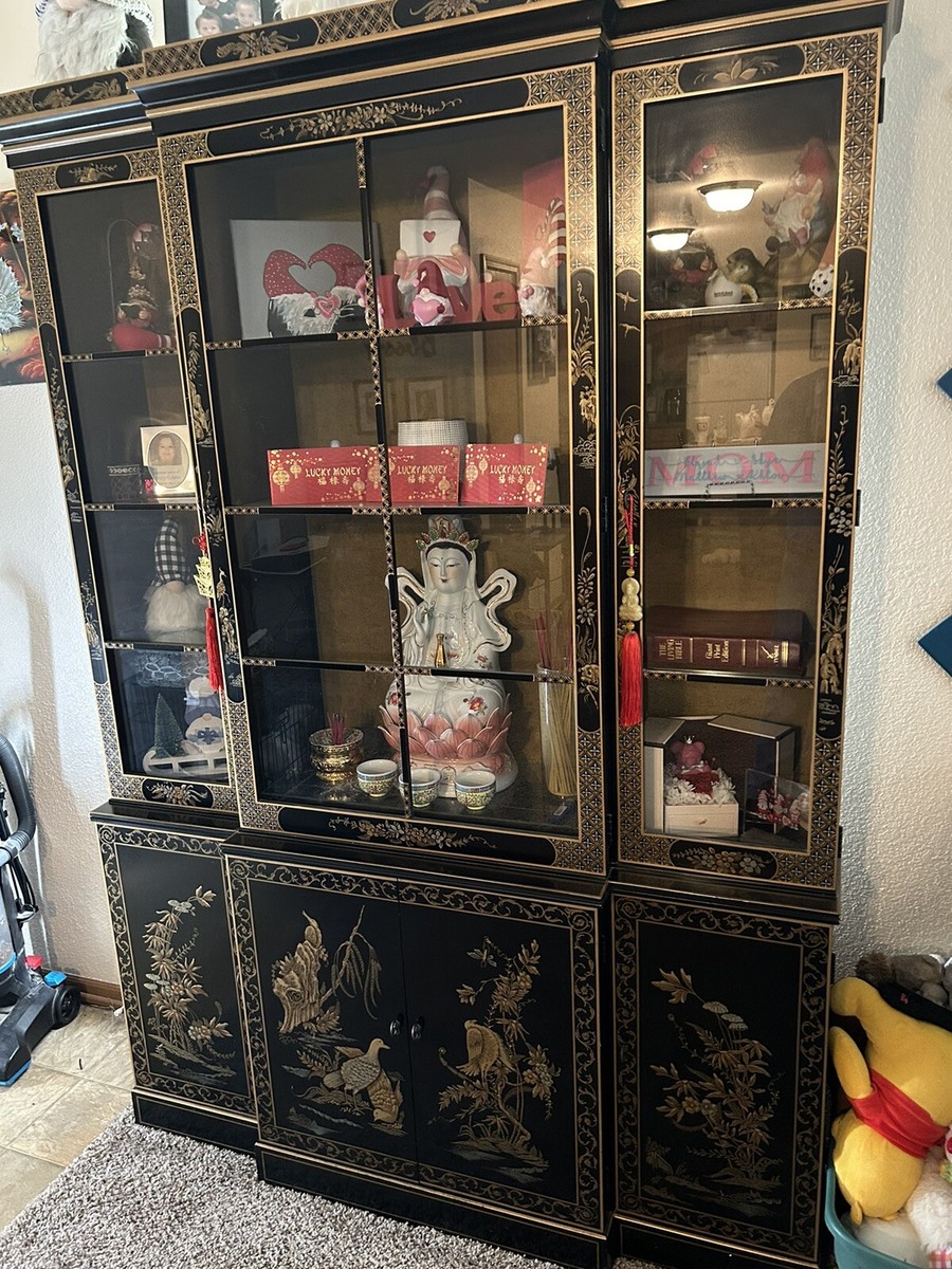Vintage Asian Chinoiserie Drexel Hand Painted Breakfront Display