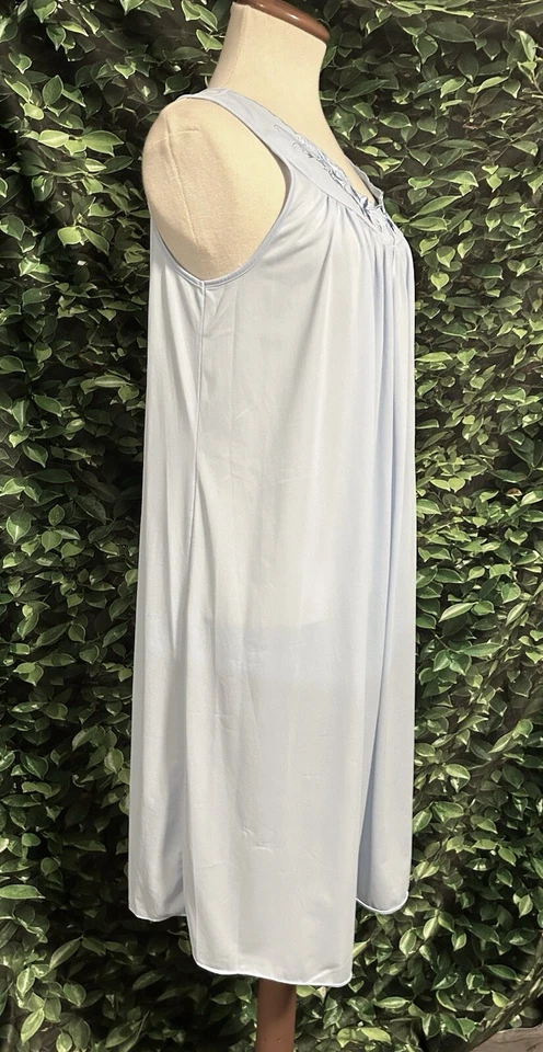 Vestido de noche Miss Elaine sin mangas bordado ribete floral pequeño para mujer Foto 2 de 4