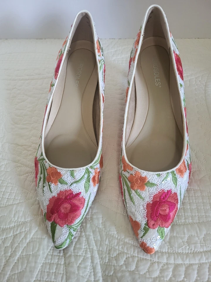 Zapatos para mujer Aerosoles Drama Club blancos florales bordados lentejuelas talla 10,5 M Foto 2 de 4