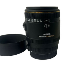 Sigma 70mm f/2.8 EX DG Macro Objektiv für Canon Schwarz L3