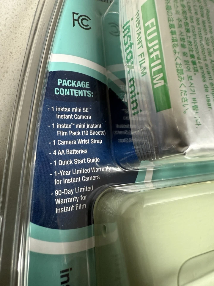 Nueva cámara fotográfica instantánea Fujifilm Instax Mini SE con paquete de película VERDE nueva Foto 4 de 4