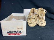 Vintage Minnetonka Pa-Poo-Shu Baby Moccasins 1636 Small Sizes 1-2 NIB 1980  s