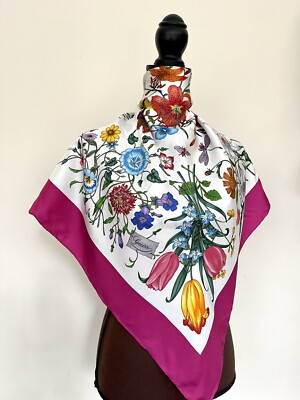 New Gucci Scarf Classic Flora Print White Multicolor Pink Border