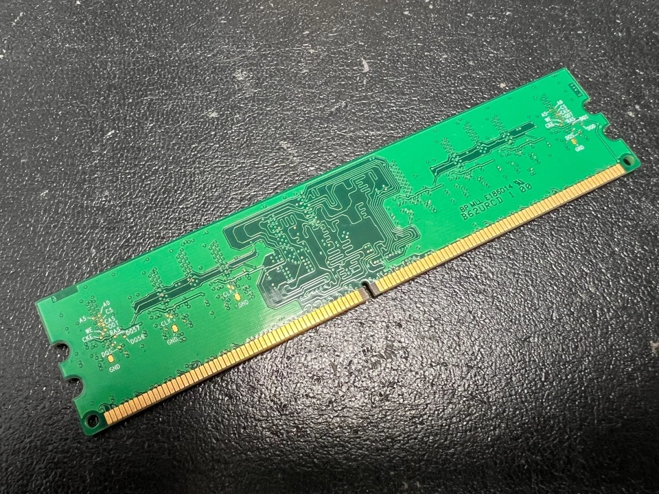 G.SKILL 512GB DDR2 PC2-5400 DIMM RAM F2-5400PHU1-512NT - Image 2 of 3